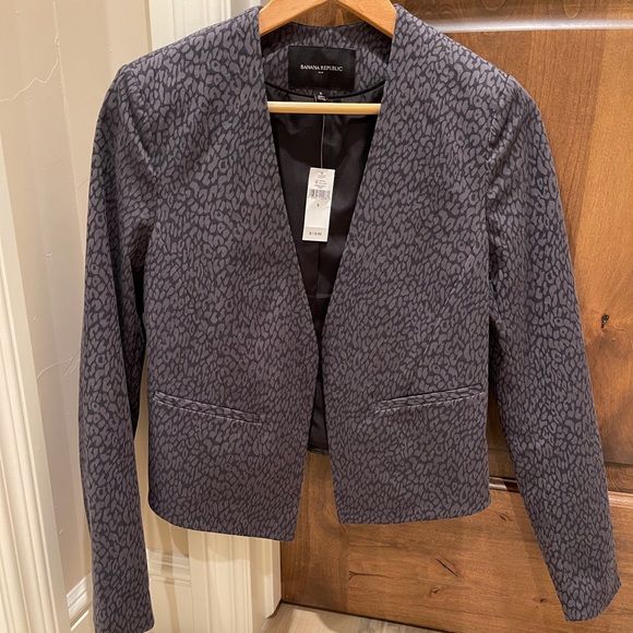 Banana Republic Grey size 6 blazer NWT - Picture 2 of 8